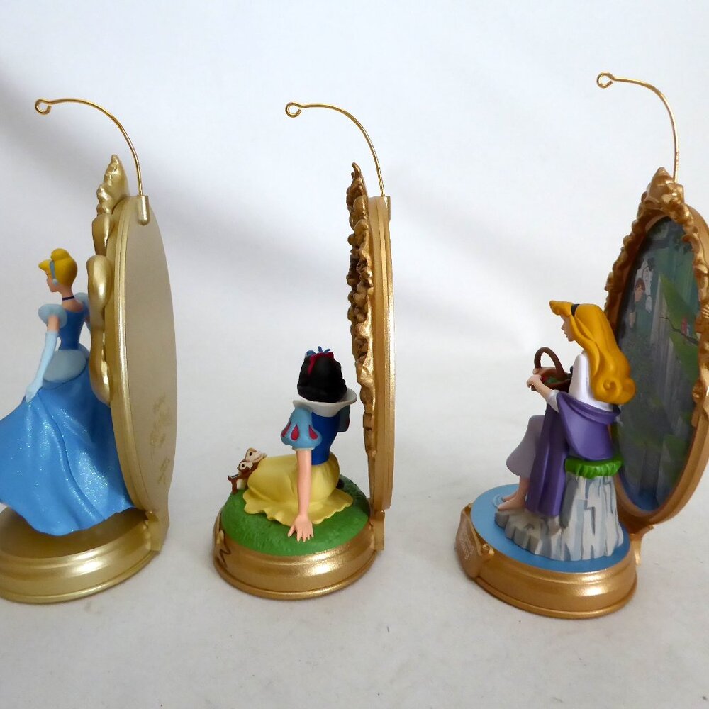 NEW 1997-1999 HALLMARK DISNEY PRINCESS ENCHANTED MEMORIES ORNAMENT LOT OF 3 - Picture 8 of 12